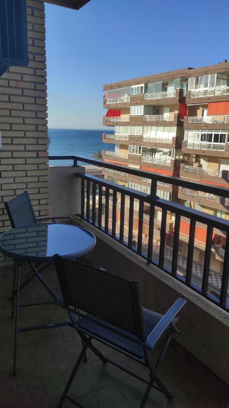 Apartamento Ronda 4 Boliches Primera Linea De Playa فوينخيرولا المظهر الخارجي الصورة